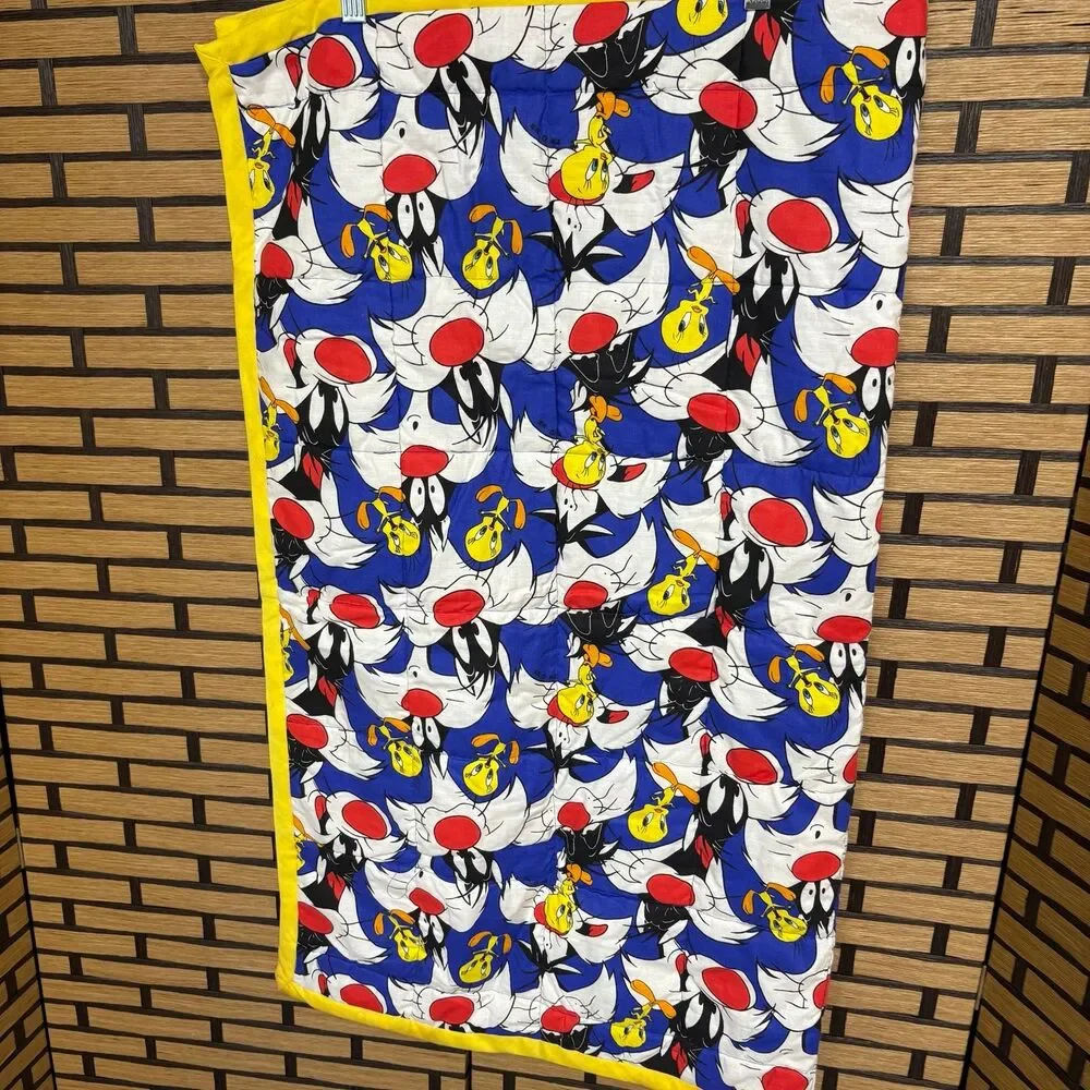 Looney Toons Light Weight‎ Blanket